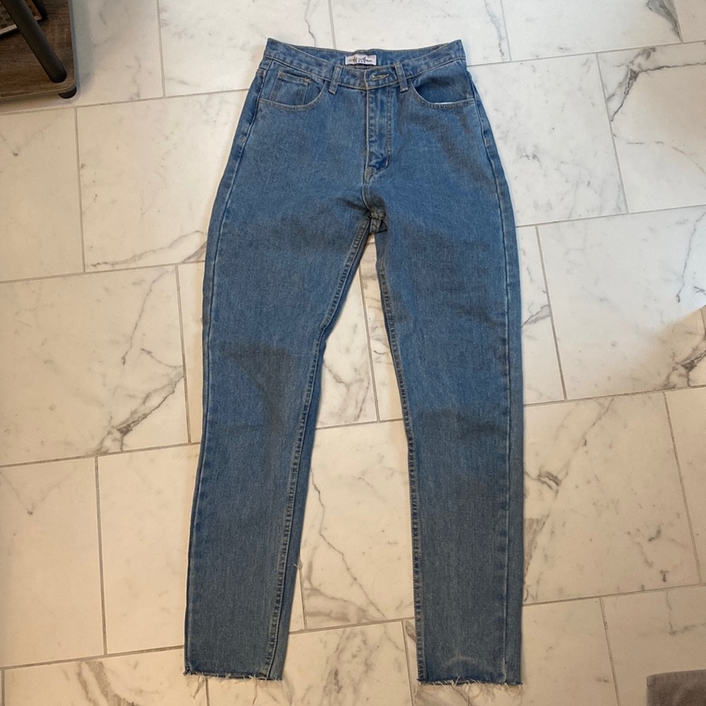 High waisted medium wash mom jeans